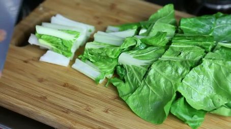 670px-Cook-Bok-Choy-Step-1-preview